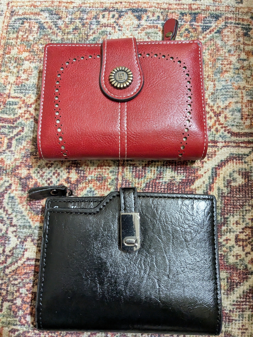 New Women's Billfold Wallets Red Black